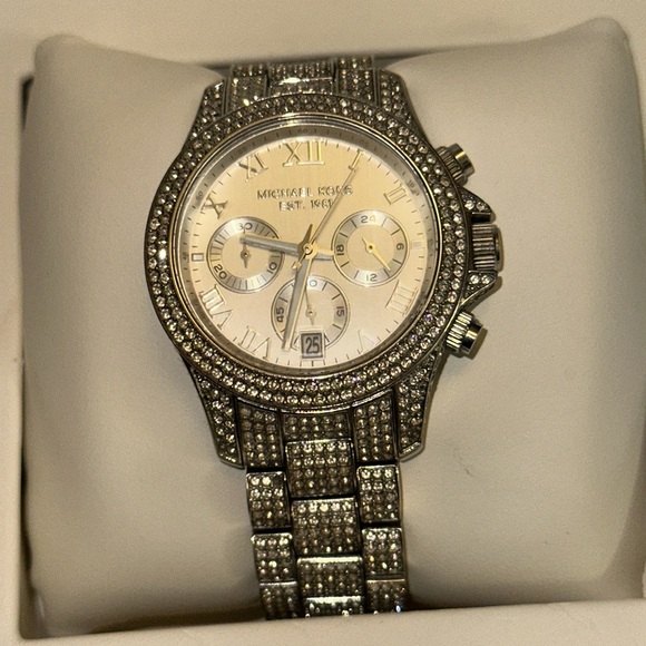 Michael Kohrs oversized blinged out watch - Picture 7 of 9